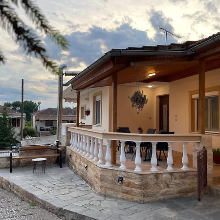 Aristides شقة Krinídhes